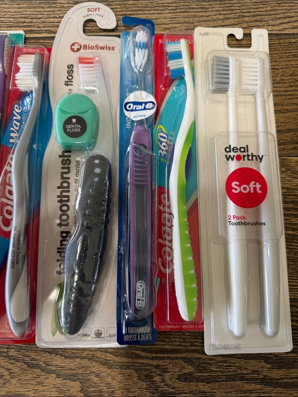 10 Oral-B and Colgate Assorted Brands Toothbrush Pack Soft Bristles Dentist